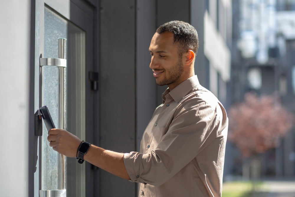 3xLOGIC infinias access control system